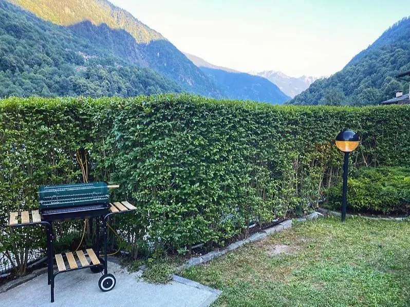 Appartamento Con Giardino E Box In Valmalenco Torre di Santa Maria